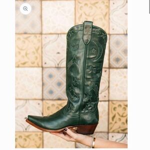 Womens Embroidered Star Western Cowboy Boots Green